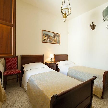 Li Curti Bed and Breakfast Scorrano  Exterior foto