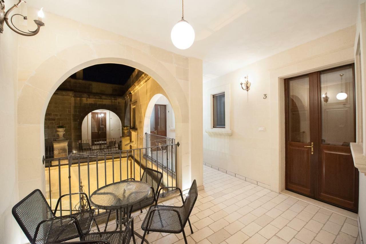 Li Curti Bed and Breakfast Scorrano  Exterior foto