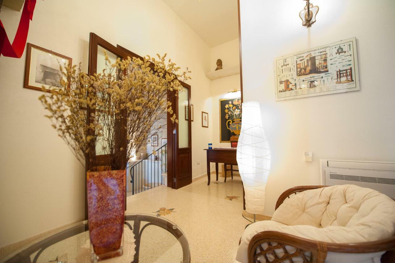 Li Curti Bed and Breakfast Scorrano  Exterior foto